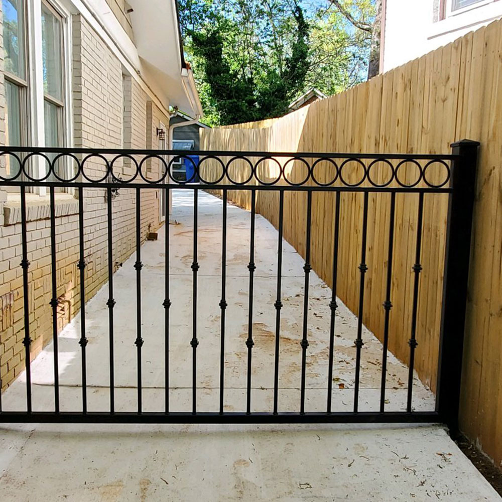 CUSTOM METAL GATE