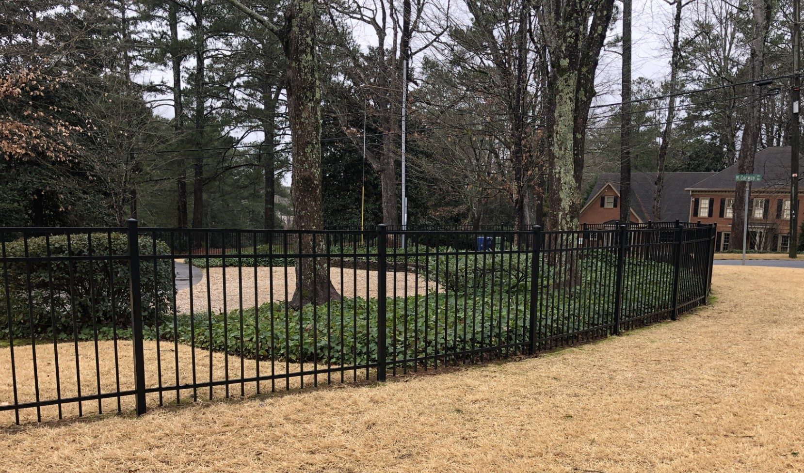 Smooth Top Aluminum Fence. 9 Aluminum Fence for Georgia Backyard