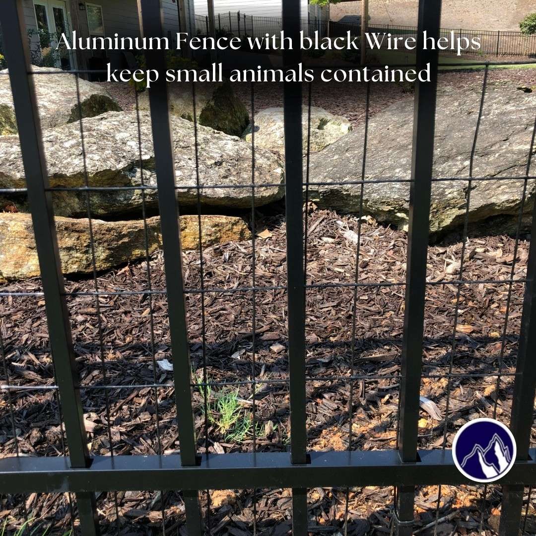 Aluminum fence with barbed wire for dog fence