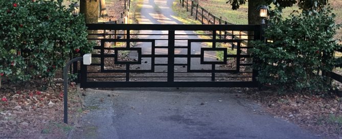 A guide to Choosing the Best Driveway Gate