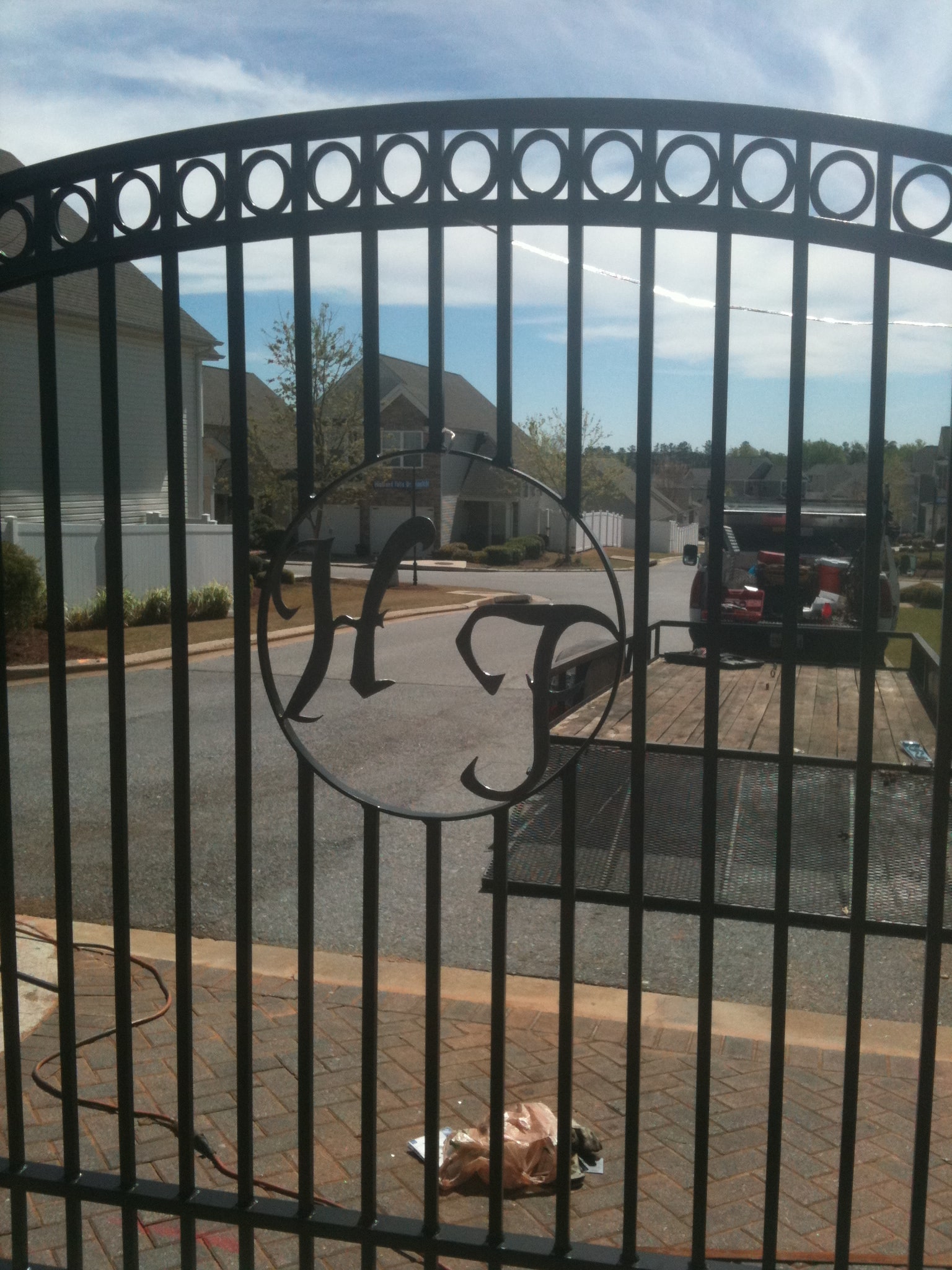 automatic-barrier-arm-gate-residential-community.jpg